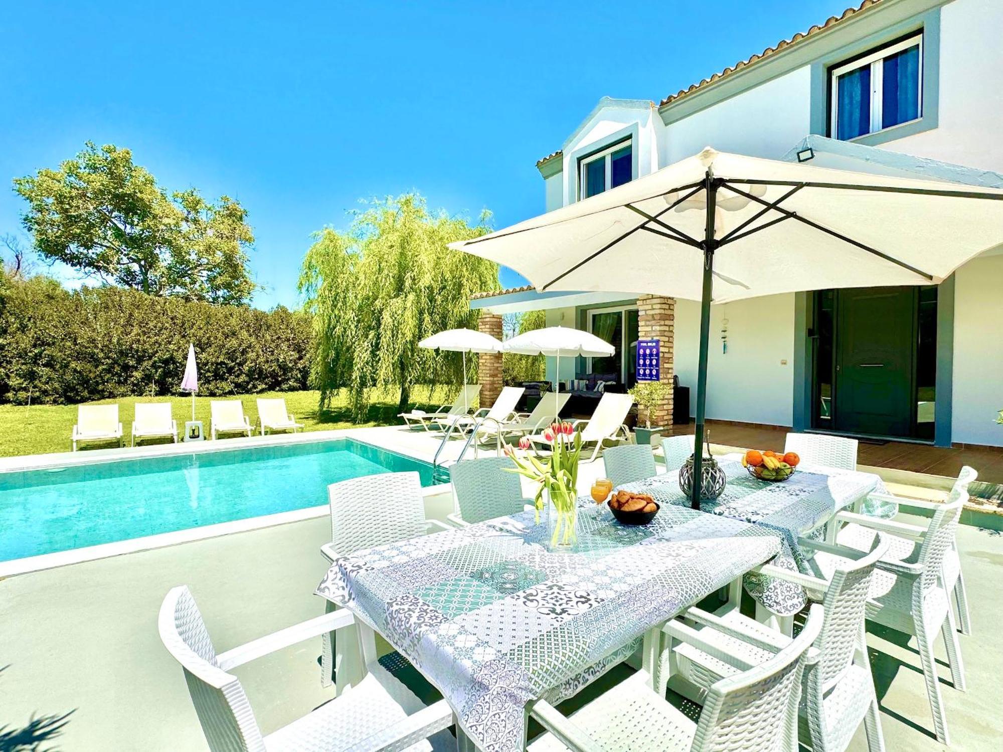 Villa Rubina Sidari With Private Pool By Dadovillas Велонадес Экстерьер фото